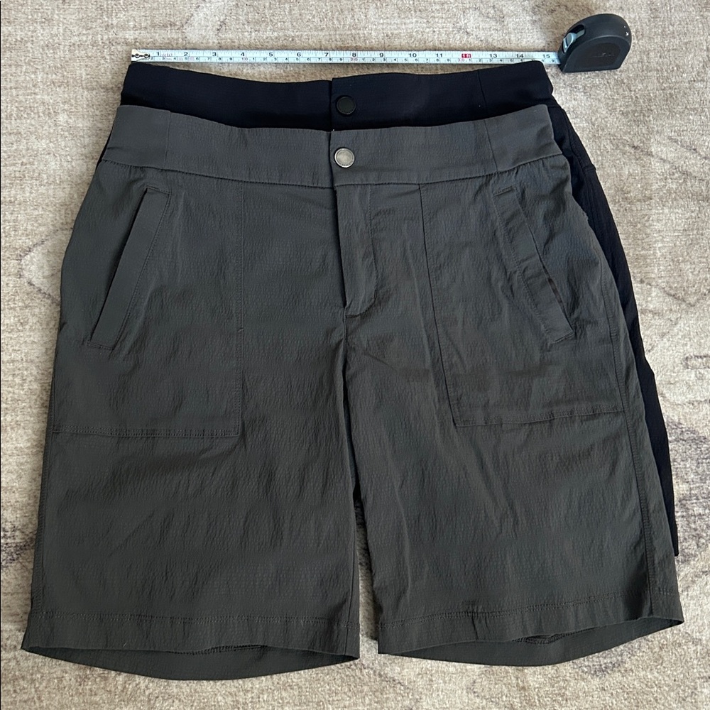 2 Athleta Trekkie Bermuda Shorts Size 6 Black & Dark Grey